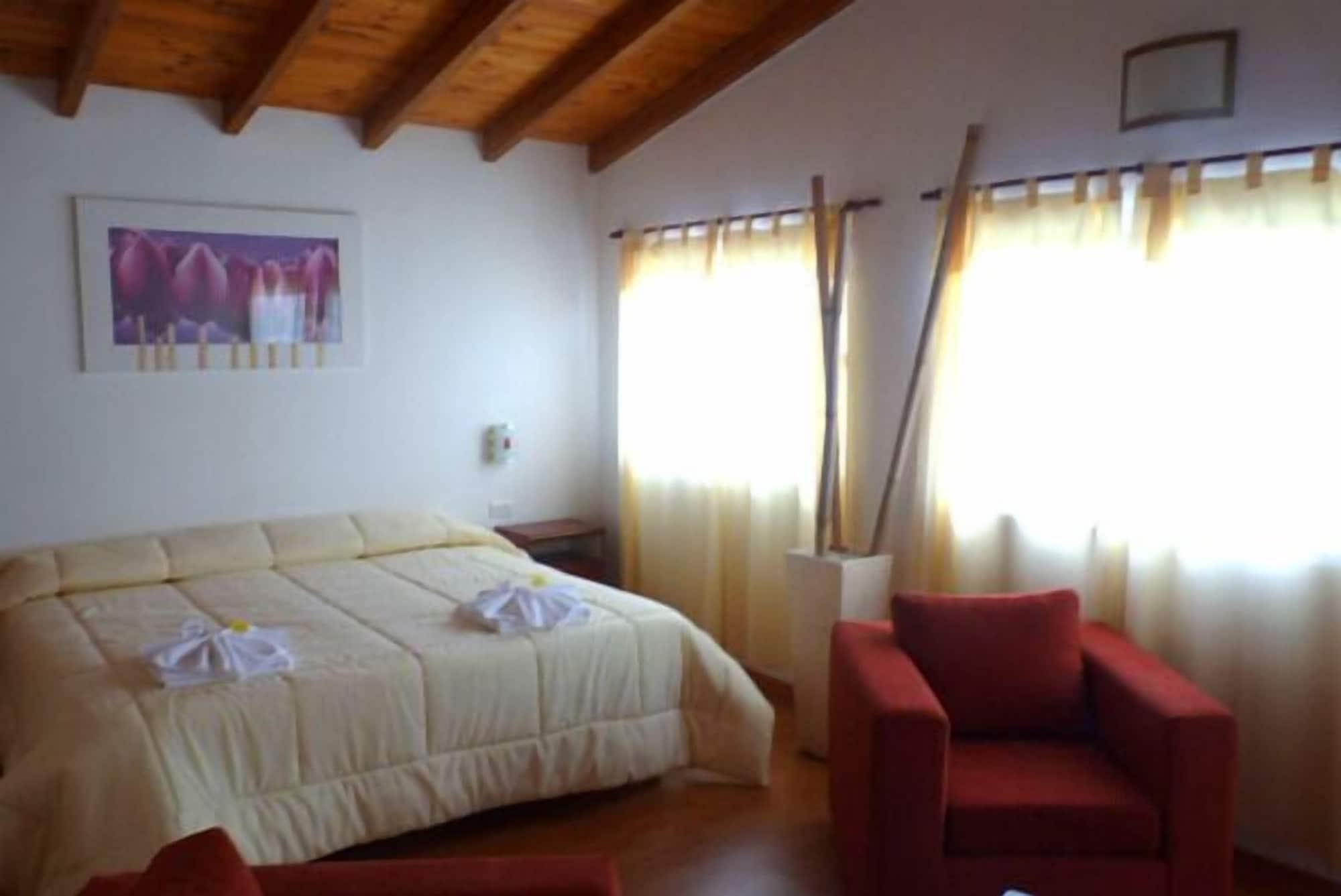 Hotel Aoma Villa Carlos Paz Dış mekan fotoğraf