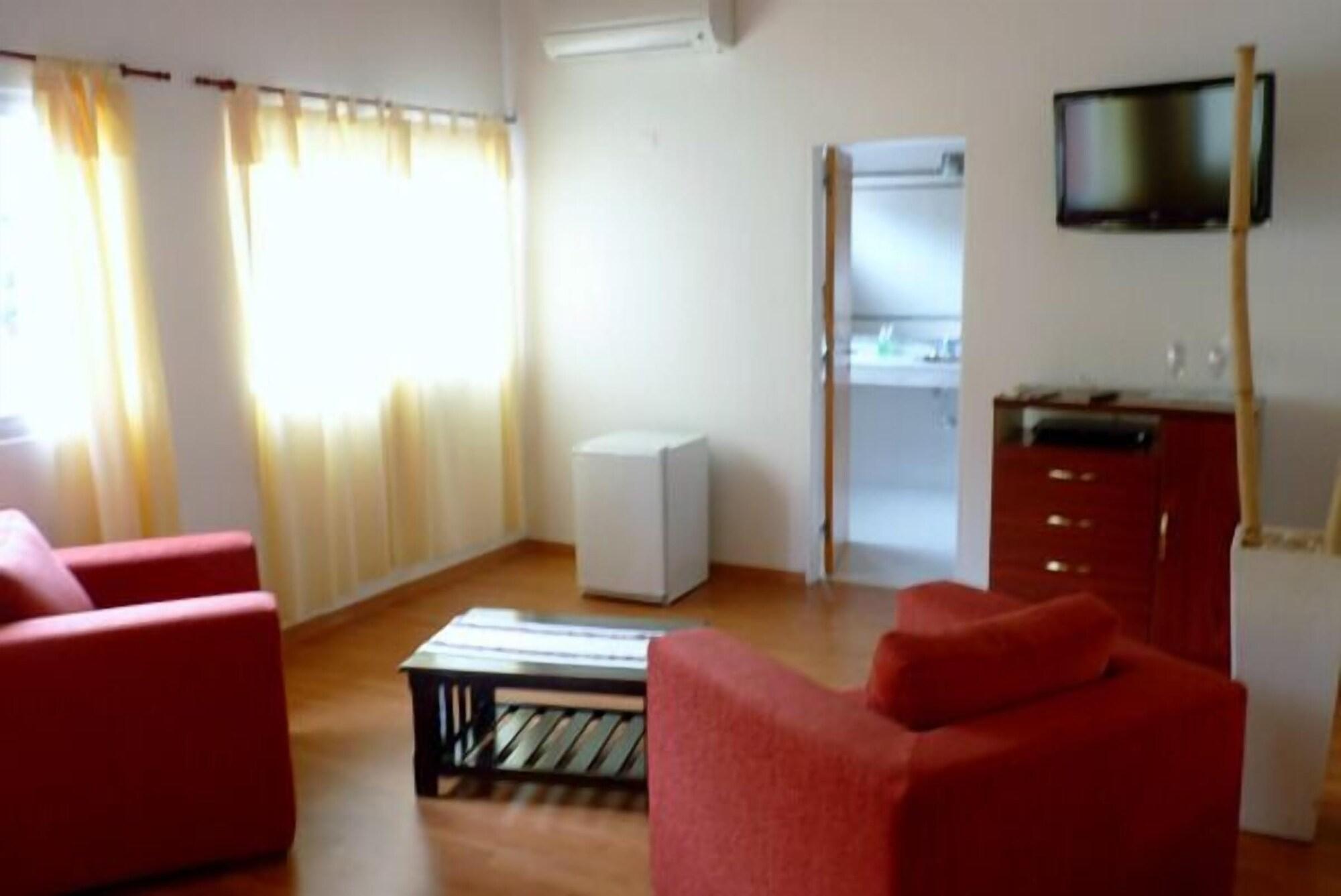 Hotel Aoma Villa Carlos Paz Dış mekan fotoğraf
