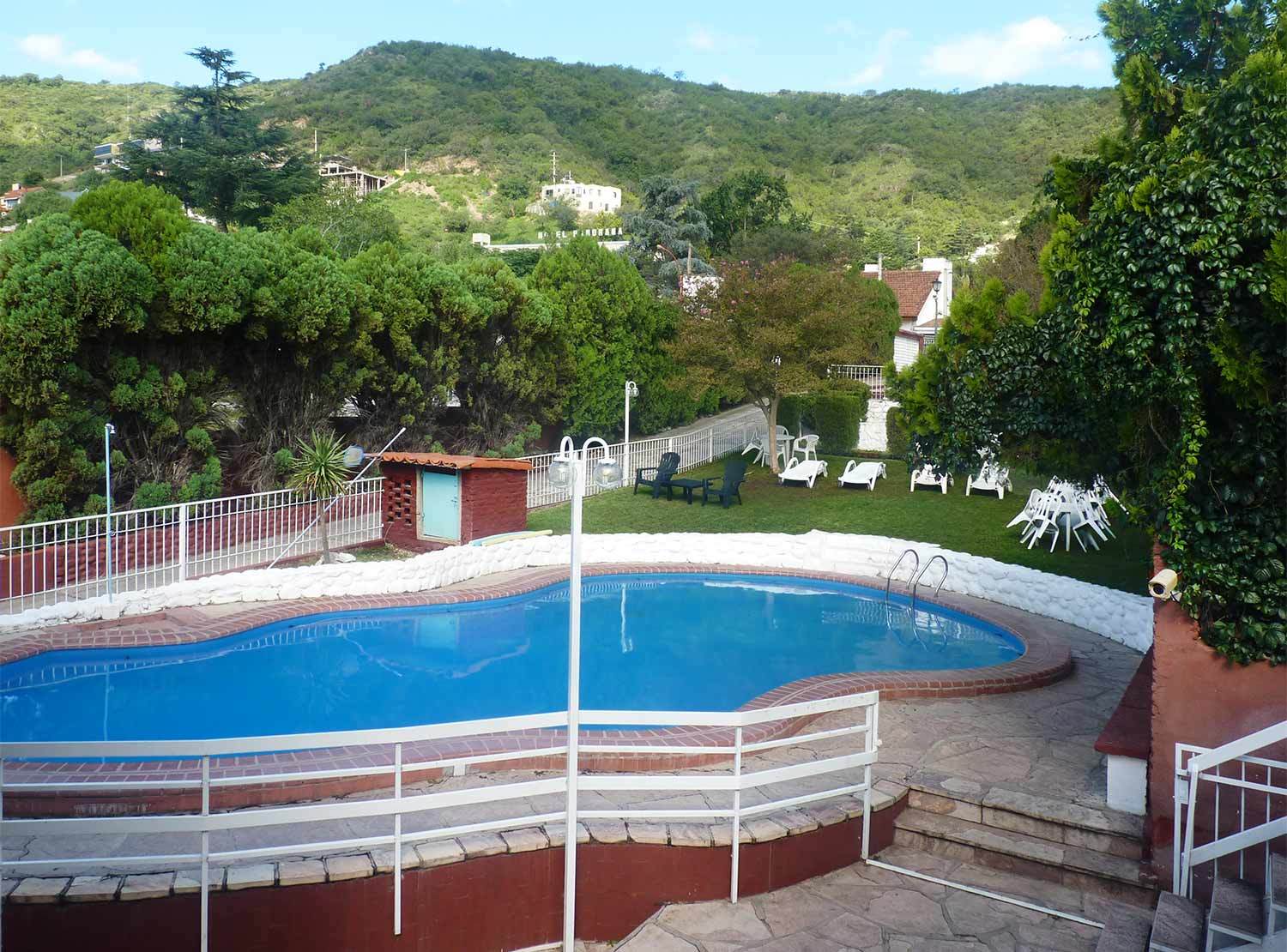 Hotel Aoma Villa Carlos Paz Dış mekan fotoğraf