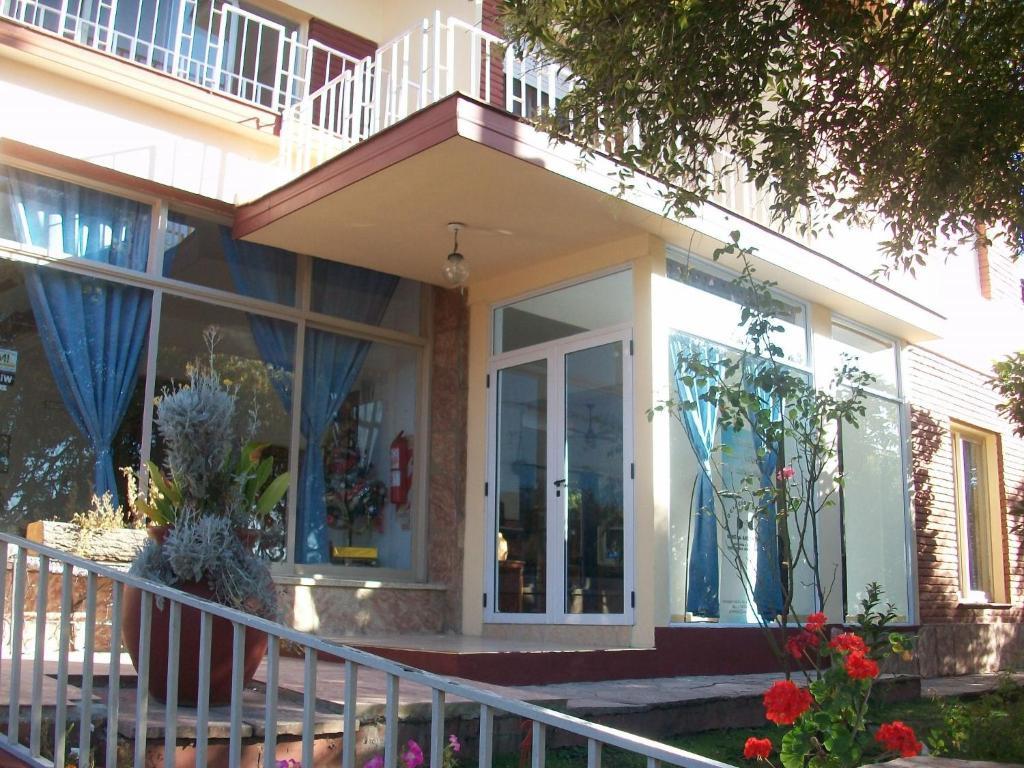 Hotel Aoma Villa Carlos Paz Dış mekan fotoğraf